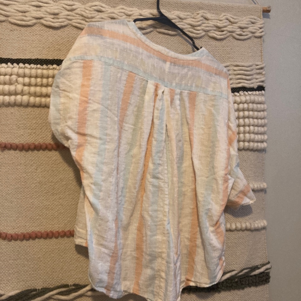 Flowy blouse (M/L) button-up - Picture 2 of 4